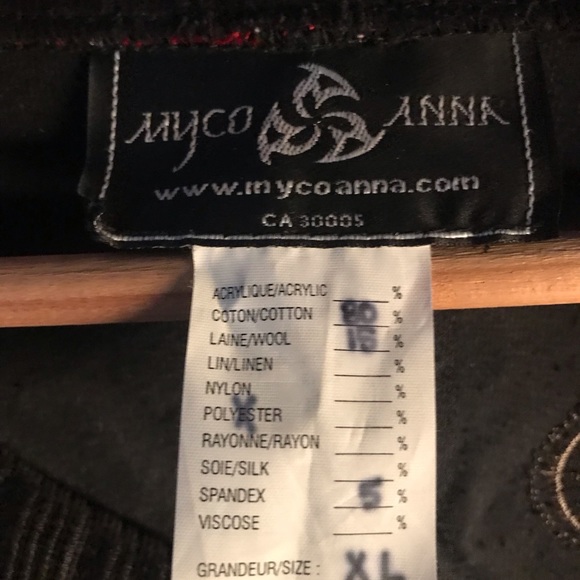 Beautiful Myco Anna frock coats with patchwork detail. Very nice piece! - Picture 7 of 7